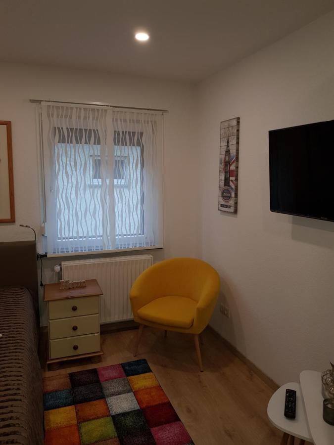 Zum Fuchsbau Apartamento Hettstadt Exterior foto
